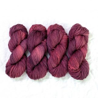 8ply Velvet Cake